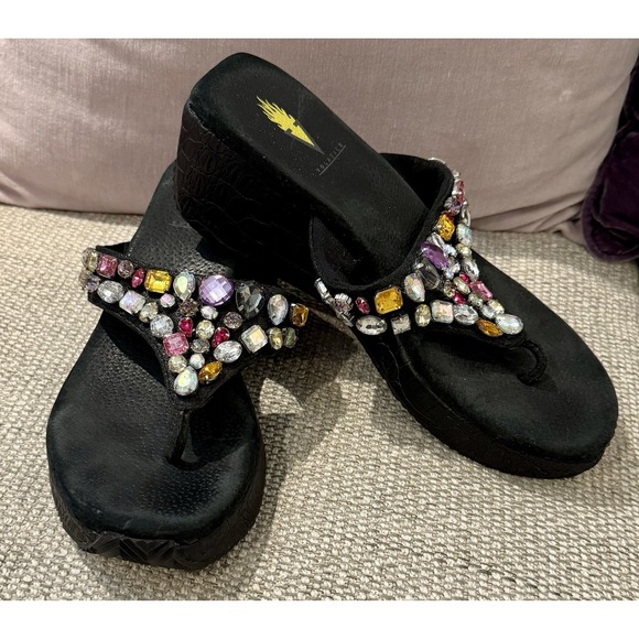 Volatile Ladies Wedge Multi-Colored Rhinestone Sandals Size 8 - Picture 1 of 6